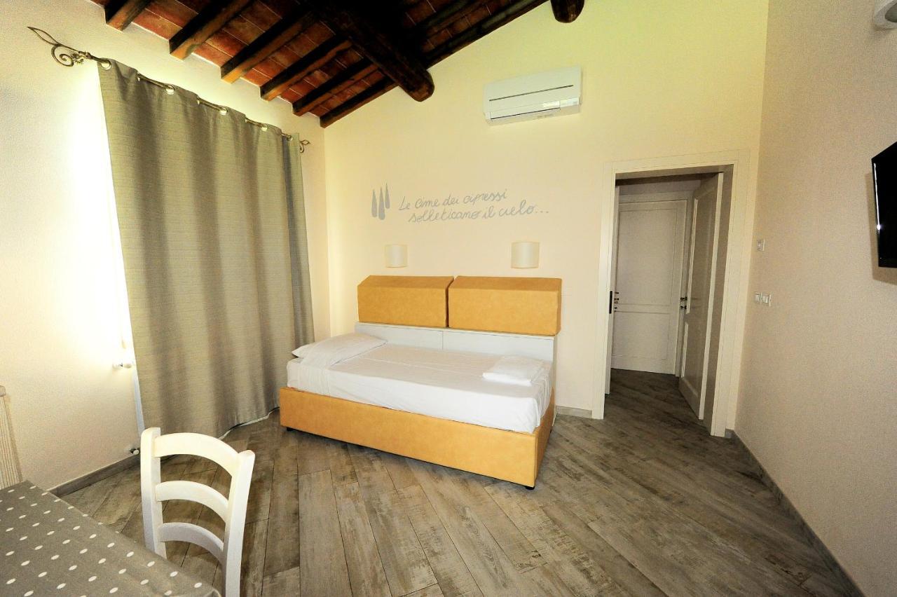 Fattoria Palazzeta - Pet & Family Friendly Aparthotel Cecina  Eksteriør bilde