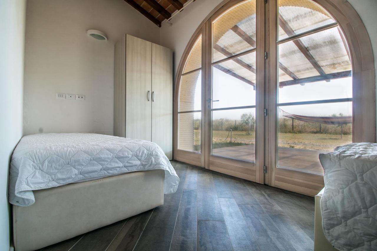Fattoria Palazzeta - Pet & Family Friendly Aparthotel Cecina  Eksteriør bilde