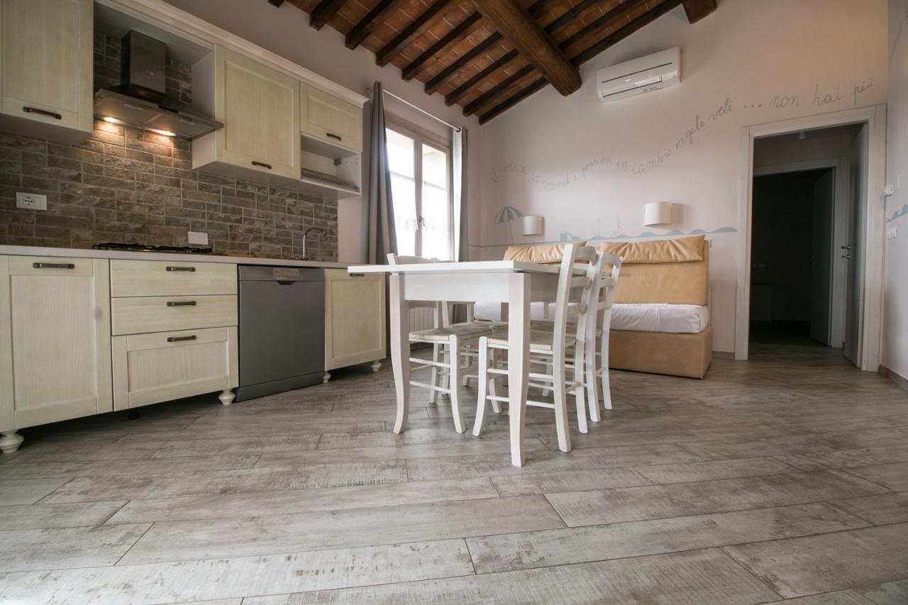 Fattoria Palazzeta - Pet & Family Friendly Aparthotel Cecina  Eksteriør bilde