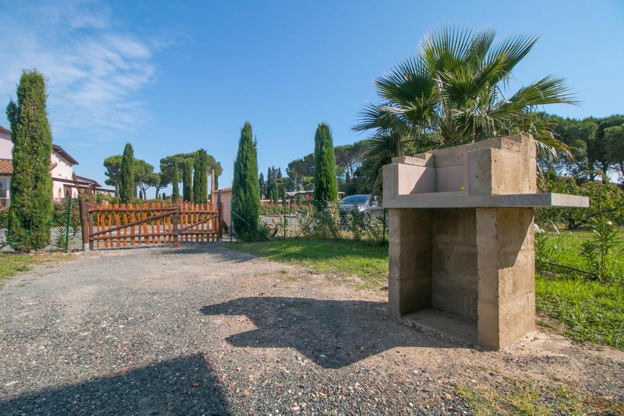 Fattoria Palazzeta - Pet & Family Friendly Aparthotel Cecina  Eksteriør bilde
