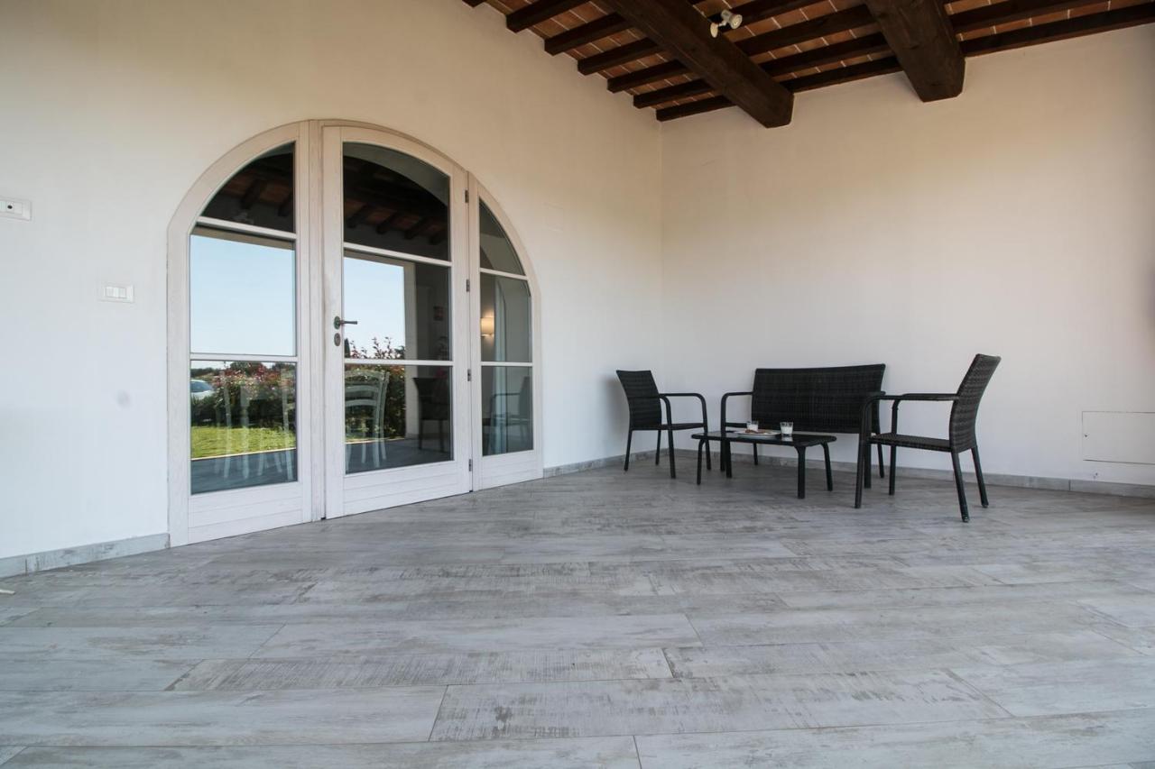 Fattoria Palazzeta - Pet & Family Friendly Aparthotel Cecina  Eksteriør bilde