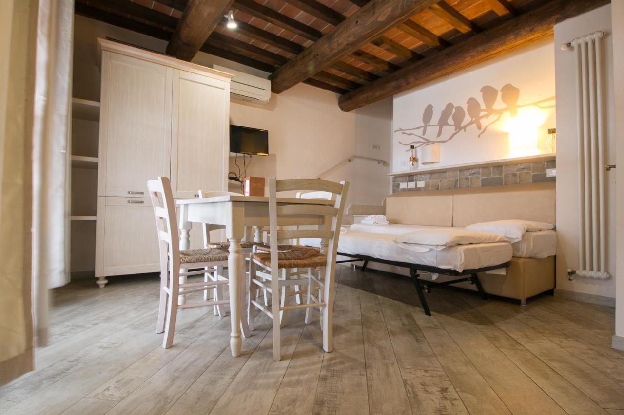 Fattoria Palazzeta - Pet & Family Friendly Aparthotel Cecina  Eksteriør bilde