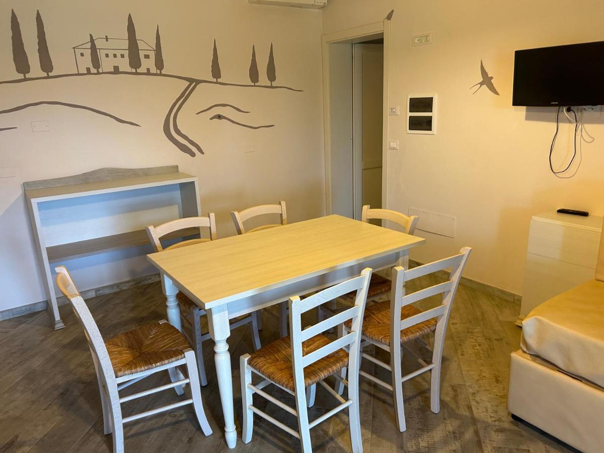 Fattoria Palazzeta - Pet & Family Friendly Aparthotel Cecina  Eksteriør bilde
