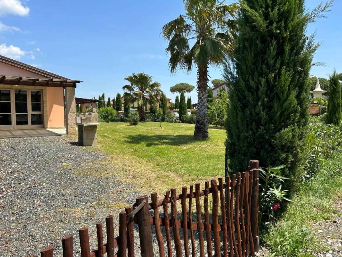 Fattoria Palazzeta - Pet & Family Friendly Aparthotel Cecina  Eksteriør bilde