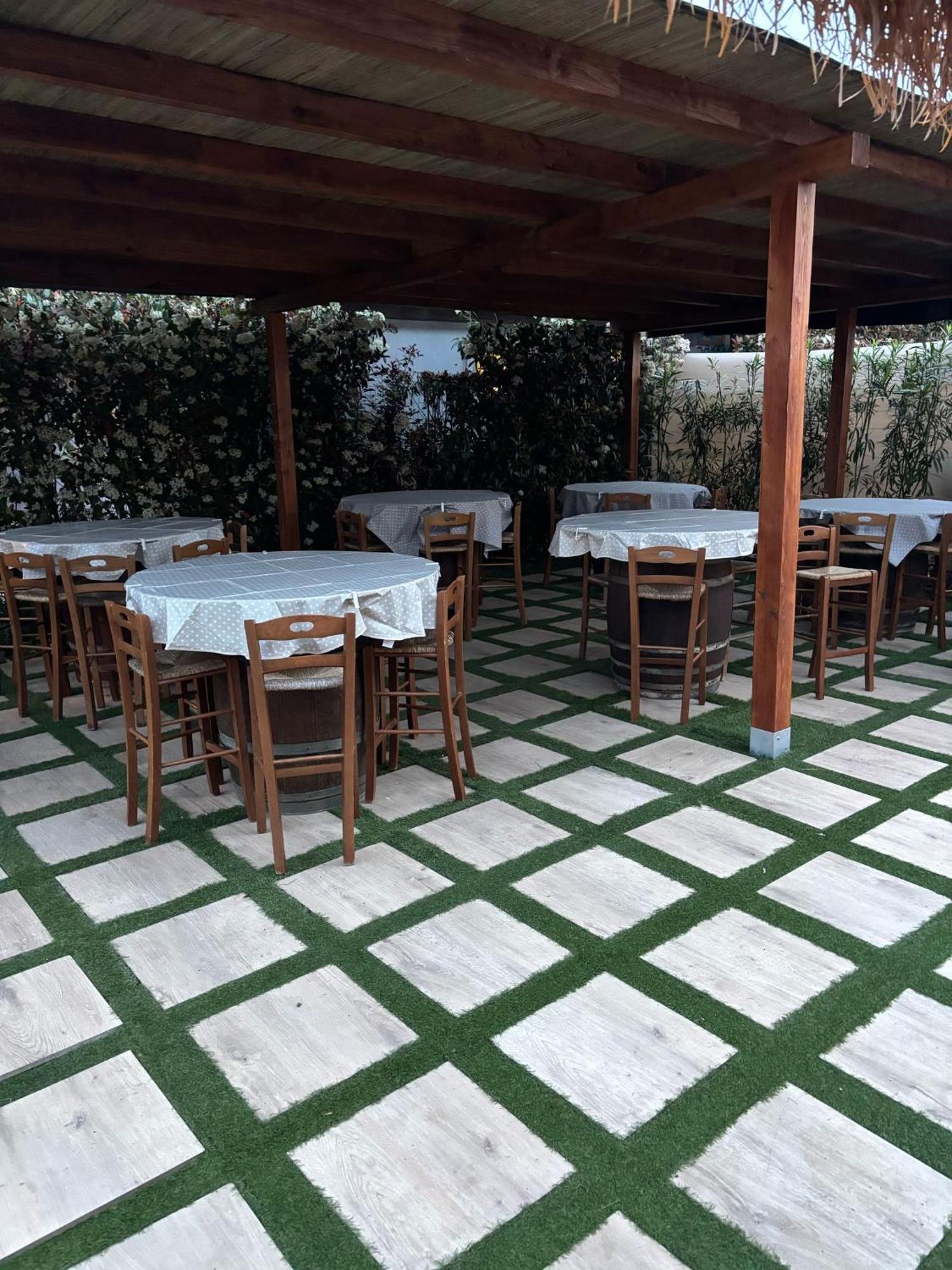 Fattoria Palazzeta - Pet & Family Friendly Aparthotel Cecina  Eksteriør bilde